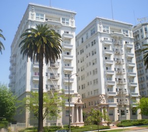 Bryson_Apartment_Hotel,_Los_Angeles